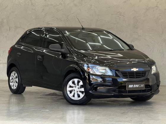 CHEVROLET ONIX 1.0 MPFI JOY 8V FLEX 4P MANUAL CHEVROLET ONIX 1.0 MPFI JOY 8V FLEX 4P MANUAL